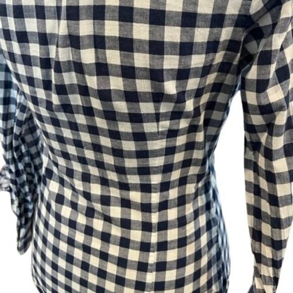 Women’s J. Crew Long Sleeved “Perfect” Shirt Tailored to Perfection! Size XS - Picture 4 of 7